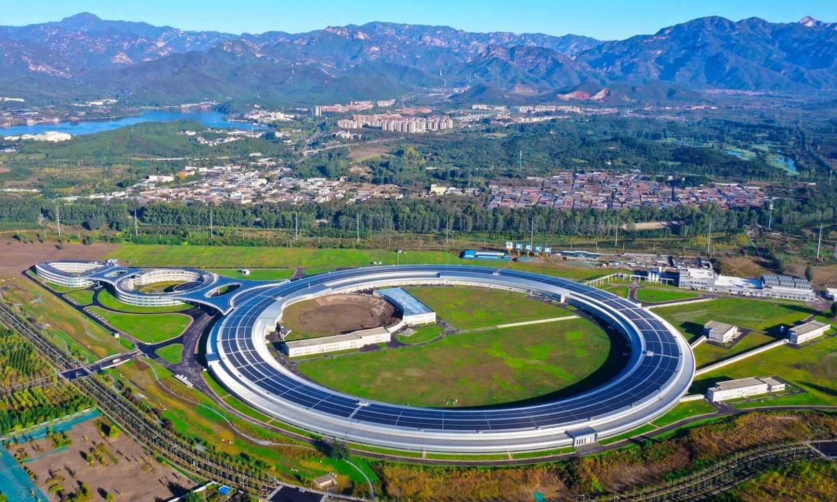 Sharing Extreme Condition Facilities with Researchers from 11 Countries, China's Large Research Infrastructure Opens Wide and Fosters Trust with World